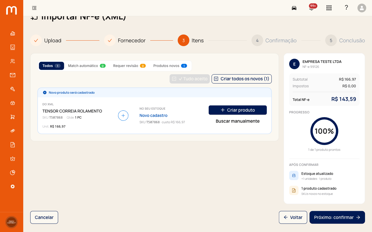 Lista de itens da NF-e organizada em abas (Todos, Match automático, Requer revisão, Produtos novos) com botões de ação em massa no topo